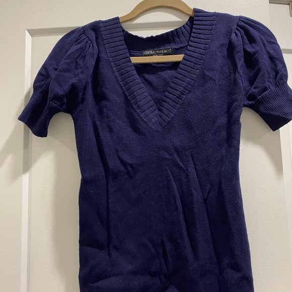 Central Park West navy vneck tshirt sweater - Picture 1 of 2